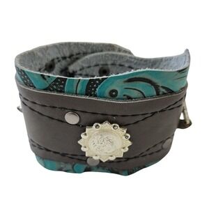 Western‎ Leather Cuff Bracelet Turquoise Gray Embossed Studded Snap boho